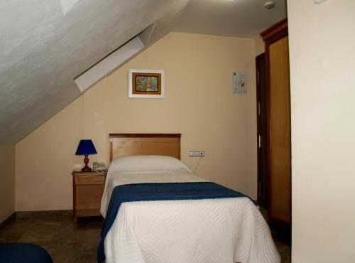 Hotel Al-Yussana Lucena Exteriör bild