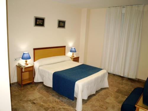 Hotel Al-Yussana Lucena Exteriör bild